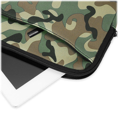 Camouflage Suit with Pocket - Apple iPad 2 Case