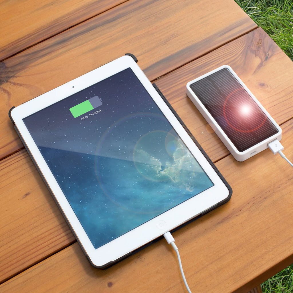 Solar Rejuva Power Pack - Apple iPhone 4S Charger